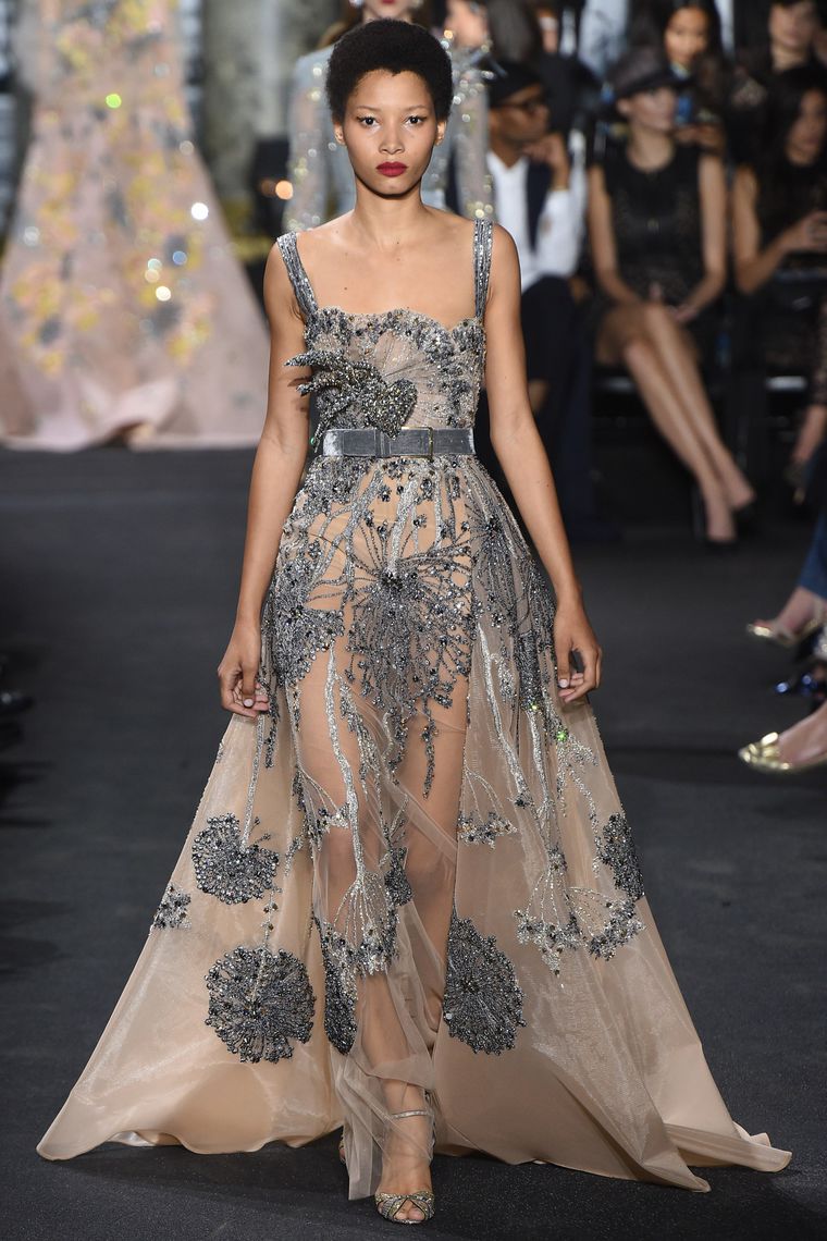 Elie Saab. Коллекция одежды осень-зима 2016/17, фото № 39