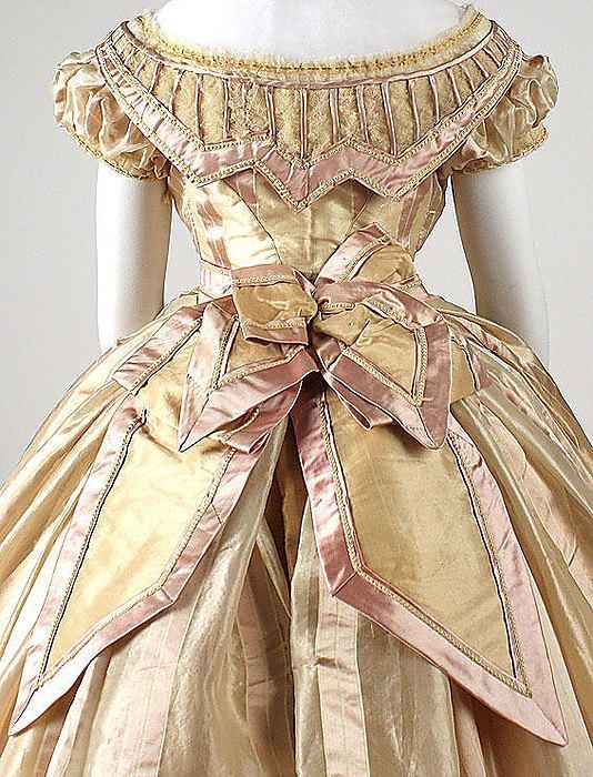 Бальные платья XIX века, фото № 8