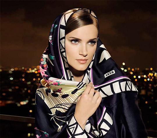 Ах, этот шёлковый платок: 50 способов ношения прекрасного аксессуара, фото № 23