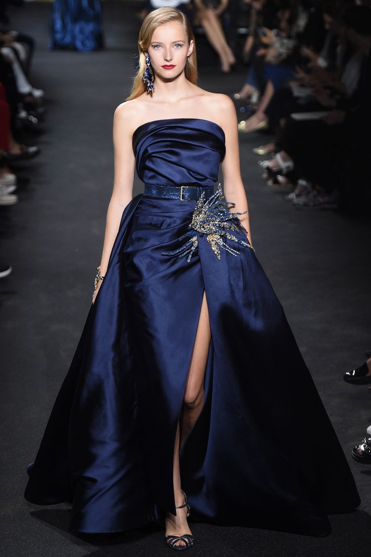 Elie Saab. Коллекция одежды осень-зима 2016/17, фото № 35