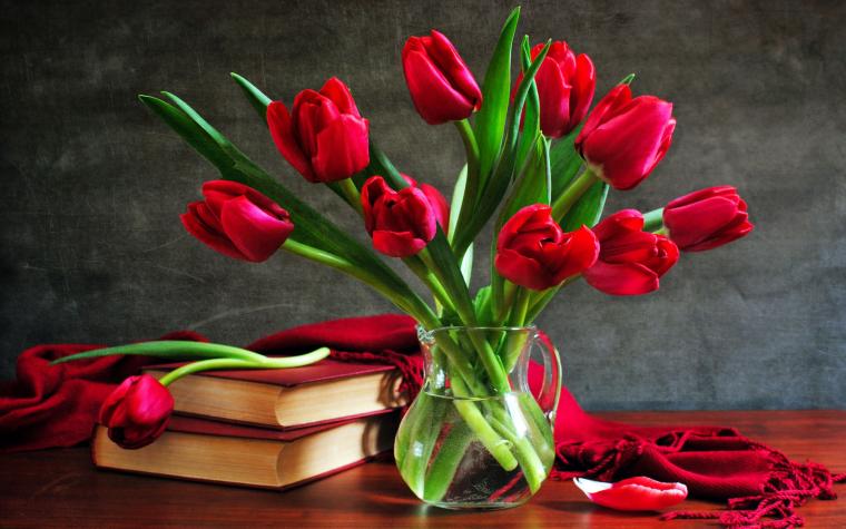 Букеты весеннего настроения: 28 идей прекрасных композиций из тюльпанов, фото № 11