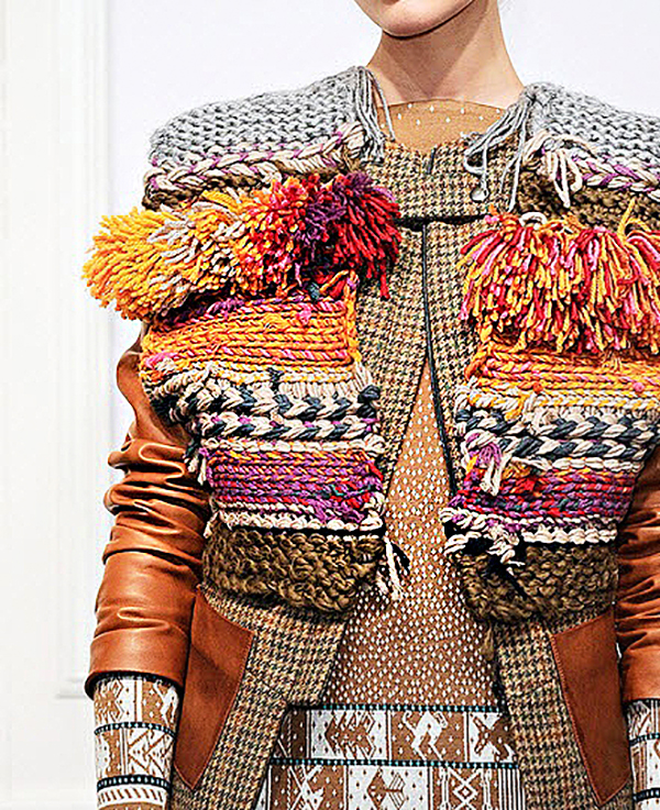 Тёплые фантазии вязаной моды: 55 экстравагантных и эффектных нарядов, фото № 43