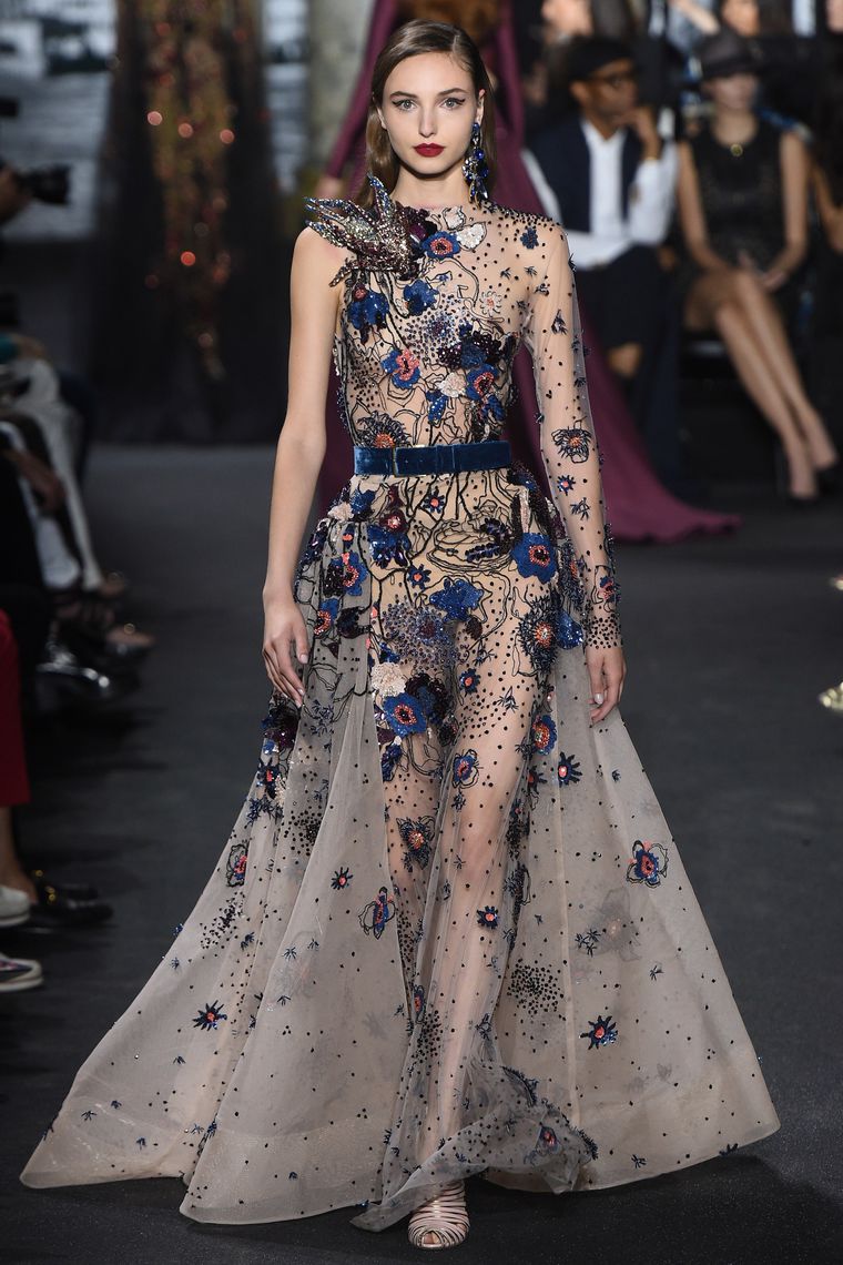 Elie Saab. Коллекция одежды осень-зима 2016/17, фото № 30