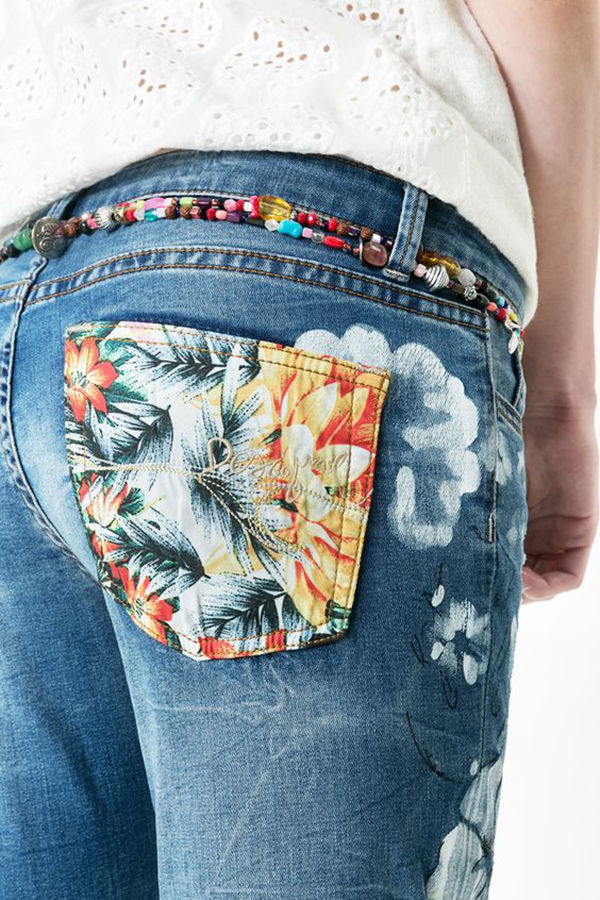 Разнообразный декор джинсов: вышивка, роспись, кружево, фото № 42