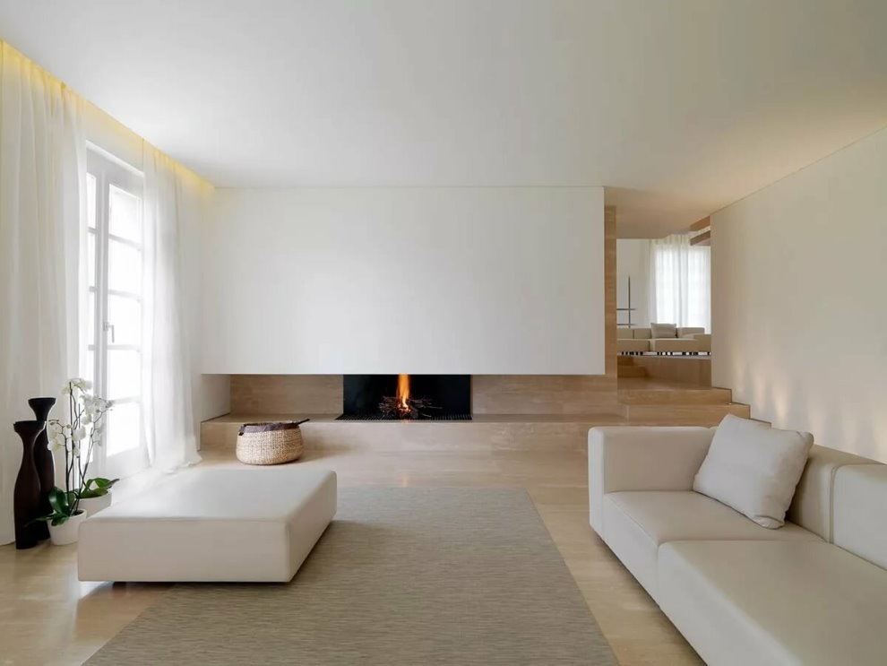 Белая мебель в зале стиля минимализм