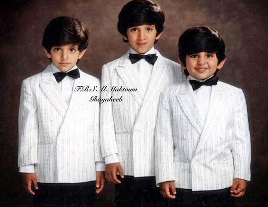 Три сына эмира: слева направо — Хамдан, Рашид, Мактум