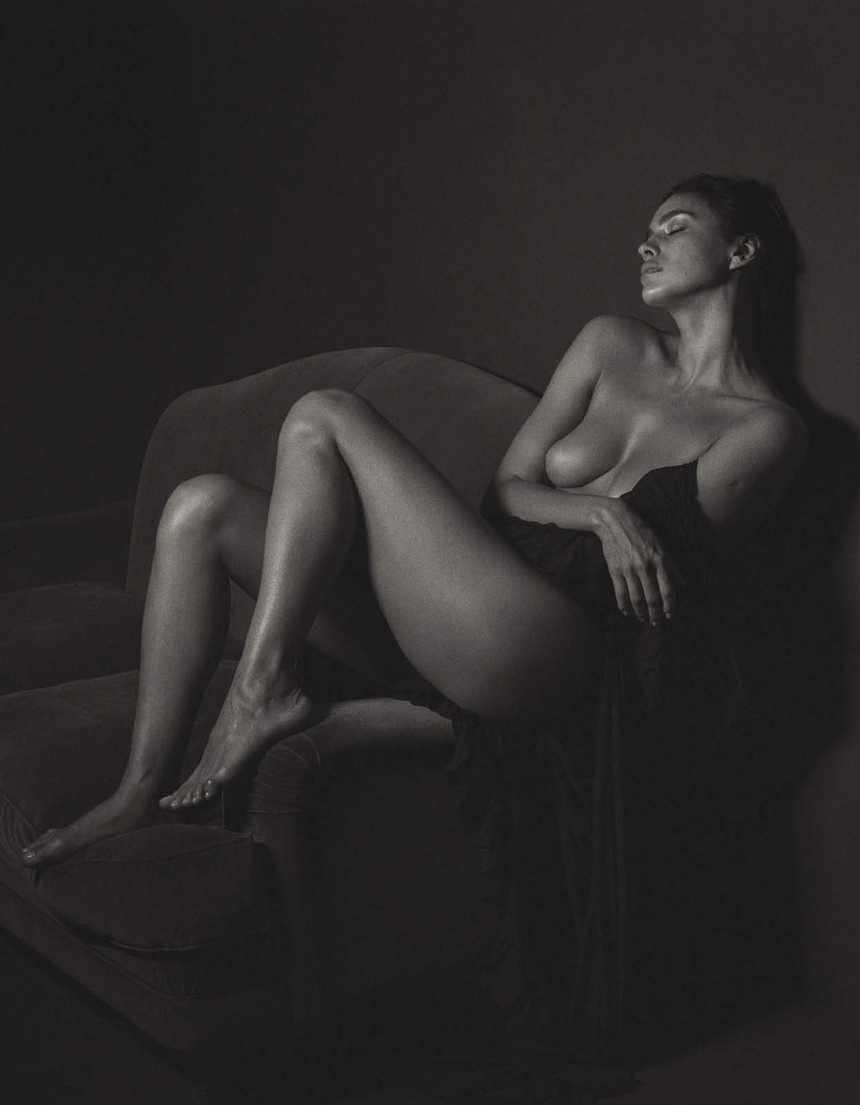 голая Ирина Шейк / Irina Shayk nude by Mario Sorrenti - GQ Italia september 2016