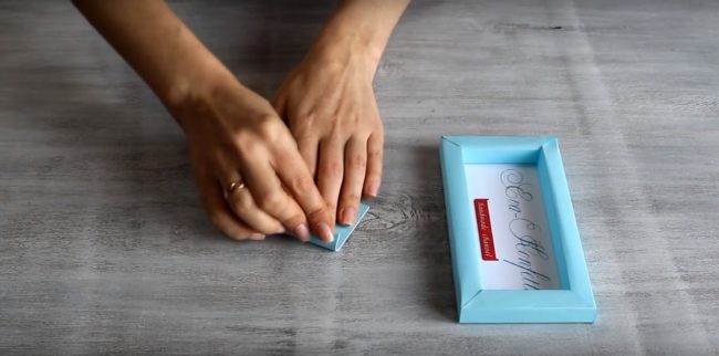 Как сделать рамку из бумаги своими руками. Как сделать объемную рамку из бумаги. Рамки из цветной бумаги