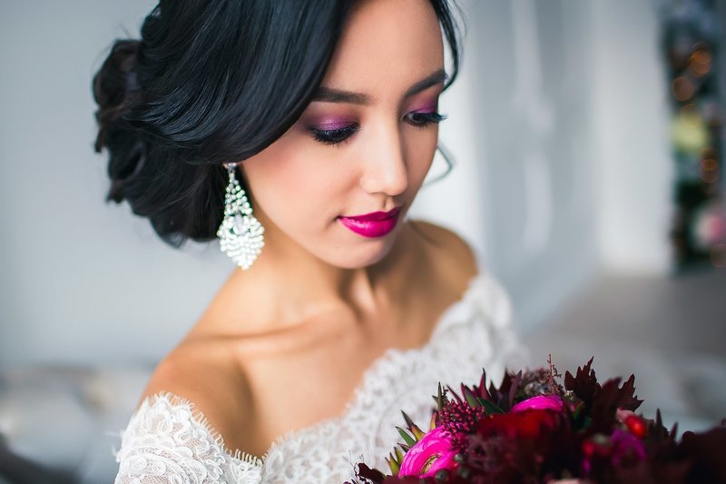 Яркий свадебный макияж для азиатского типа лица
