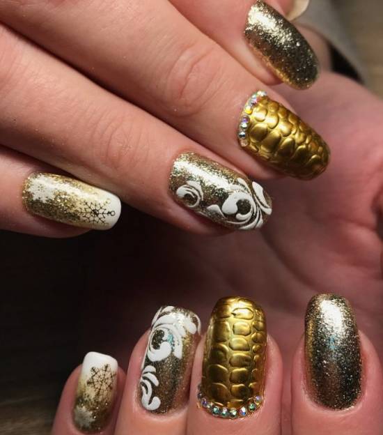 Маникюр с золотом: различные способы сверкать до кончиков ногтей