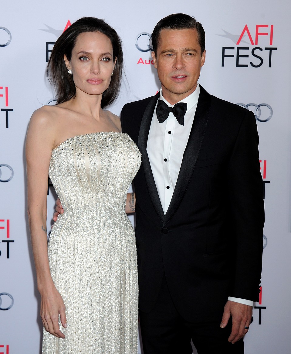 Последний раз Анджелина и Брэд вышли вместе в свет в ноябре прошлого года - на премьере фильма "Лазурный берег". Фото: EAST NEWS. 