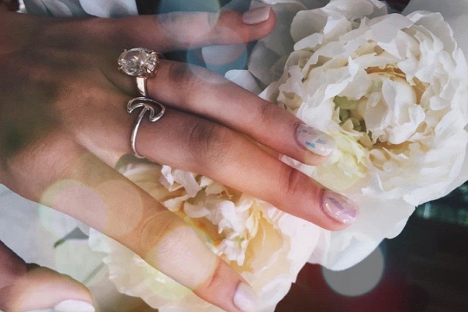 "Любимые мои подготовили меня к очень важному дню Свадьбы" Фото: instagram 