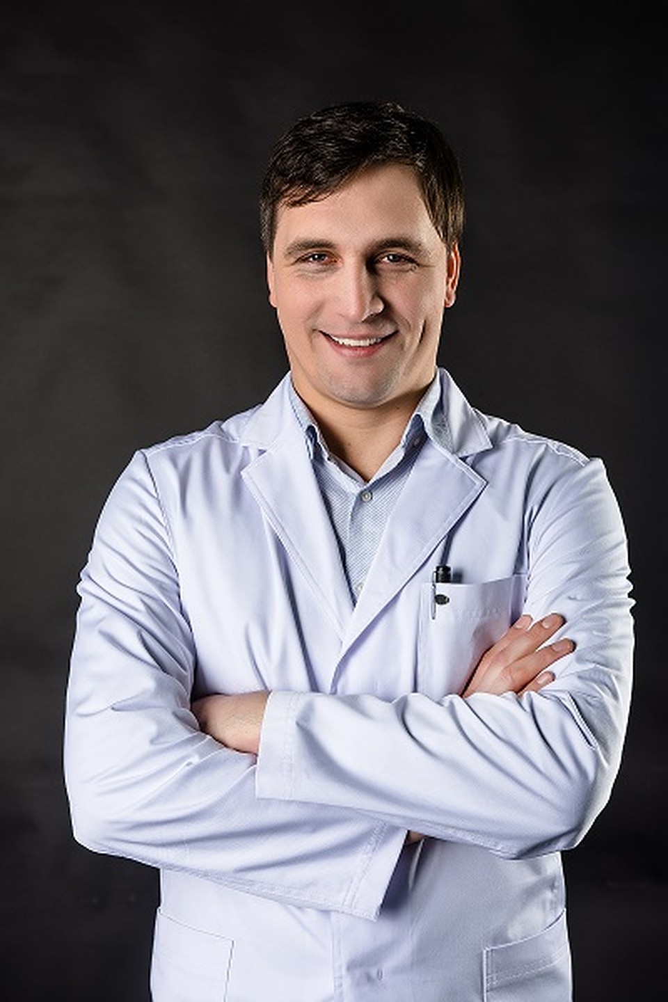 Максим Нестеренко, пластический хирург, победитель Международной премии «Грация» в номинациях за лучшую ринопластику и лучшую маммопластику. 