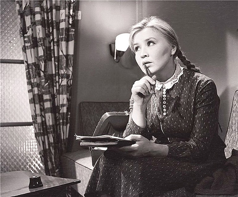 Фильм «Приходите завтра» стал главной картиной для Екатерины Савиновой, прославив ее в 1962 году на весь СССР Фото: кадр из фильма