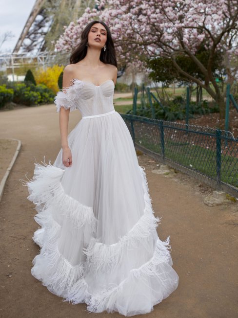 Свадебное платье-бюстье
