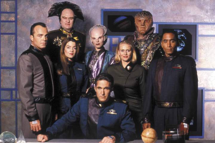 Мы все смотрели это: 35 сериалов 90-х, которые навсегда останутся в нашей памяти