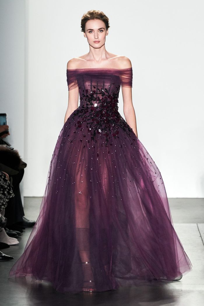 Свадебное фиолетовое платье Pamella Roland