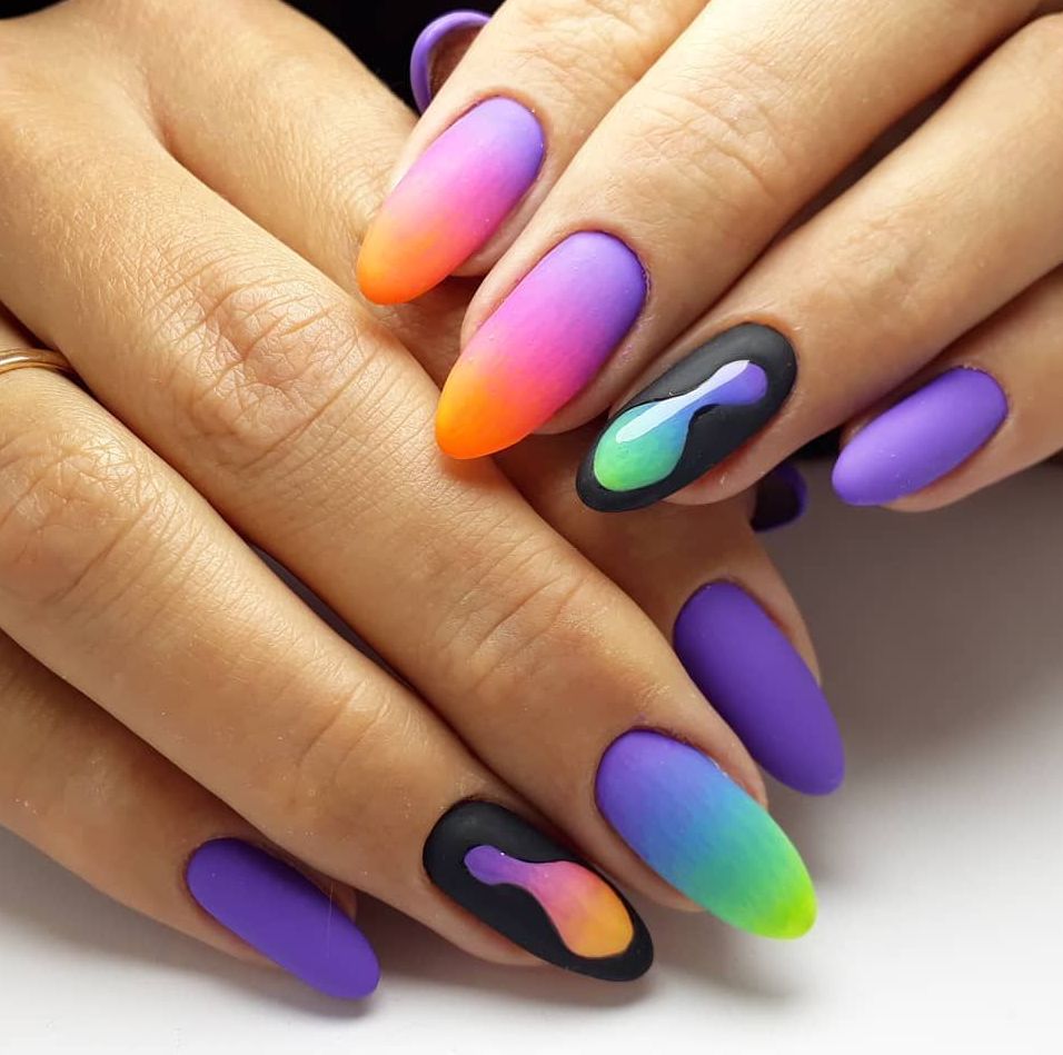 Омбре ногти, длинные с красивыми цветами 2021